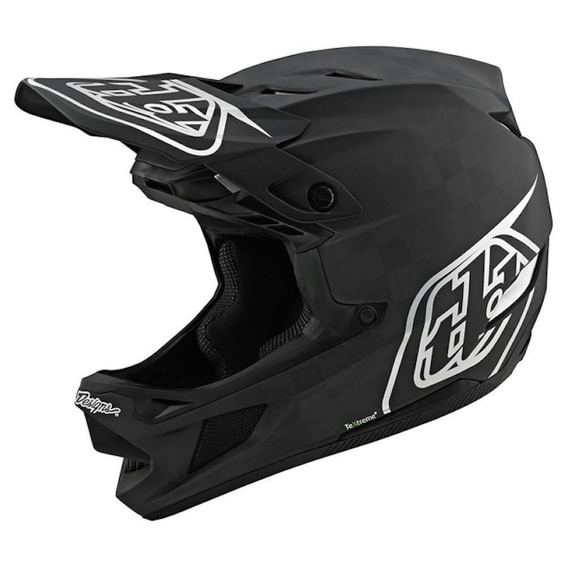 D4 Carbon Helmet 1