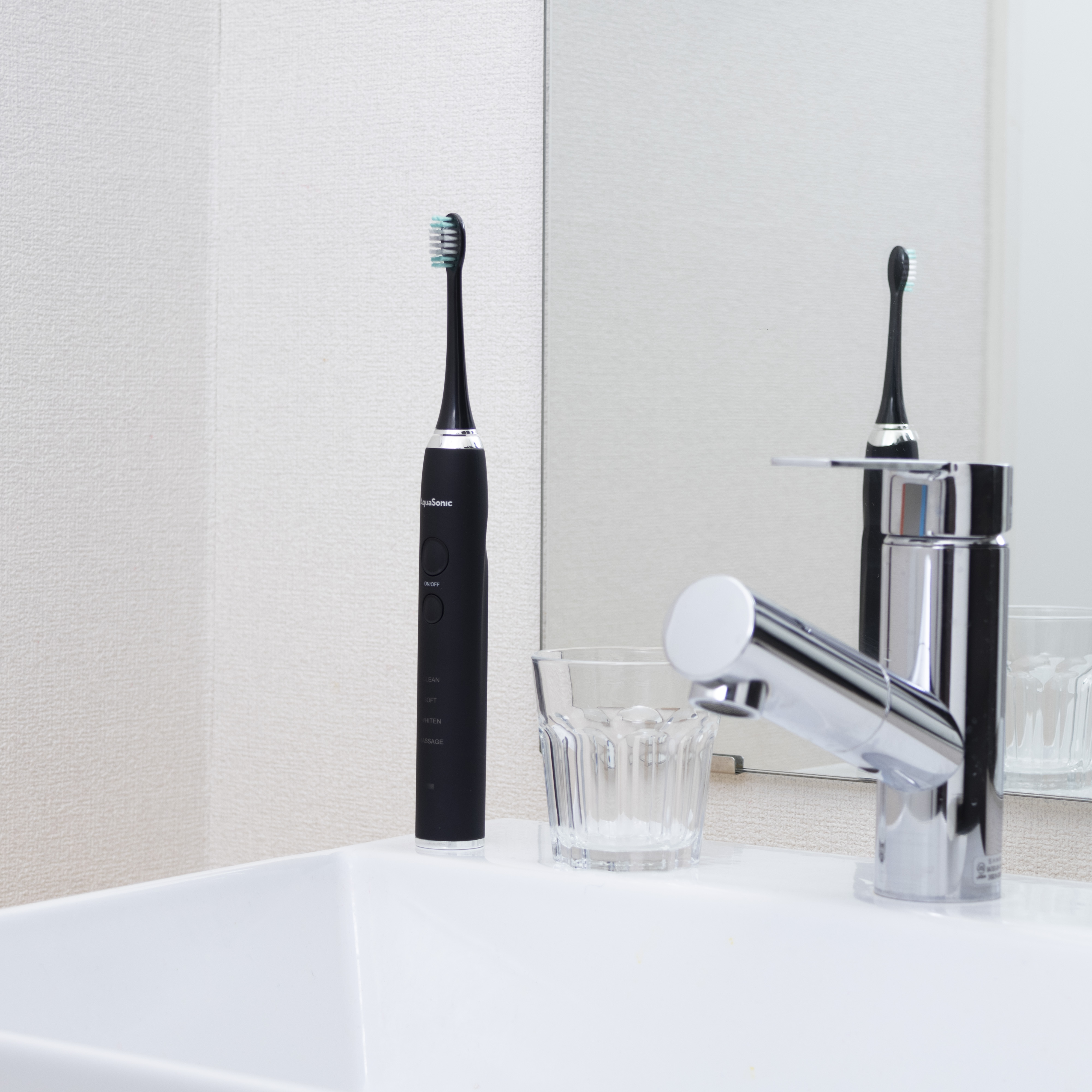 Black Series Sonic Whitening Toothbrush/ADA Accepted 7