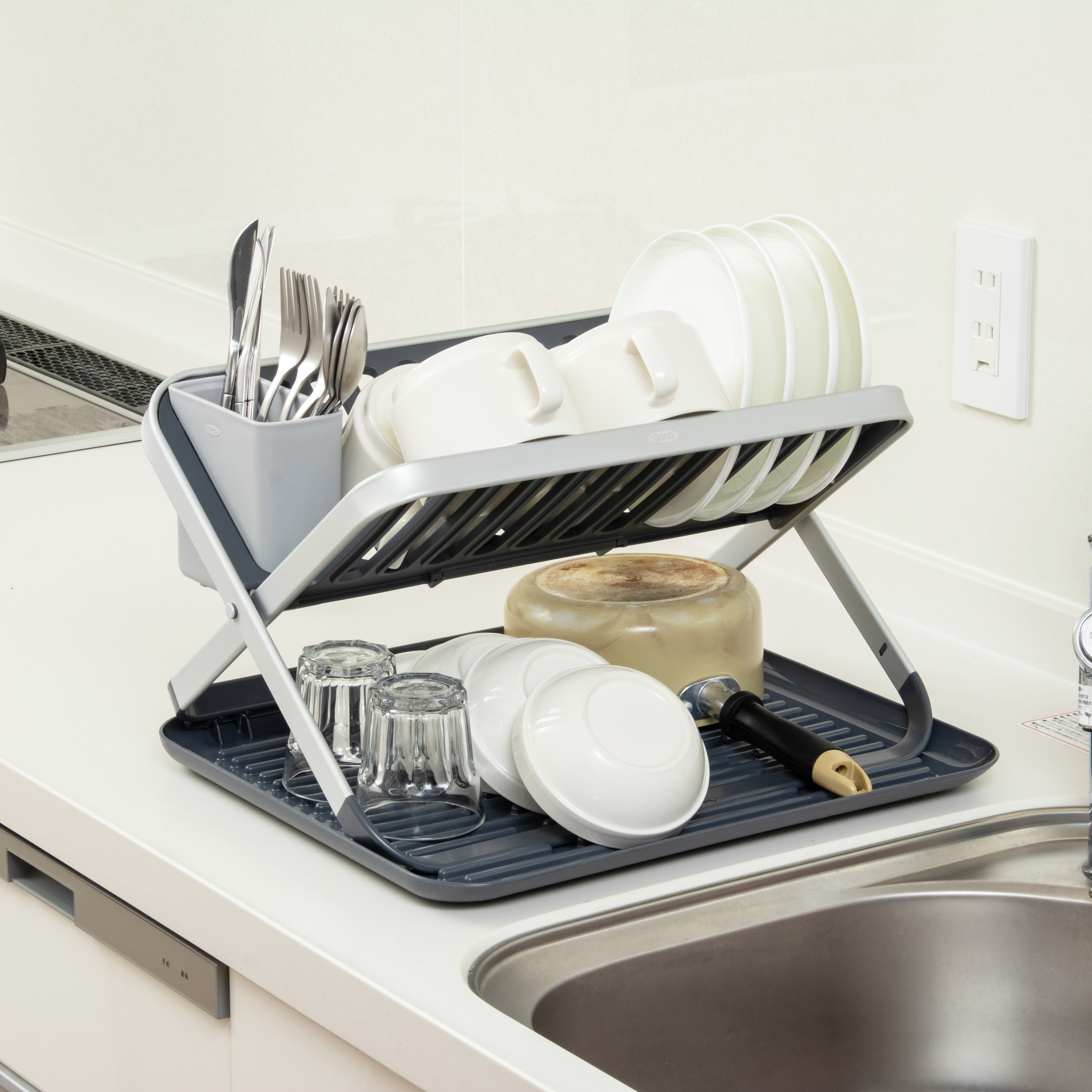 Good Grips Aluminum Fold Flat Dish Rack 8