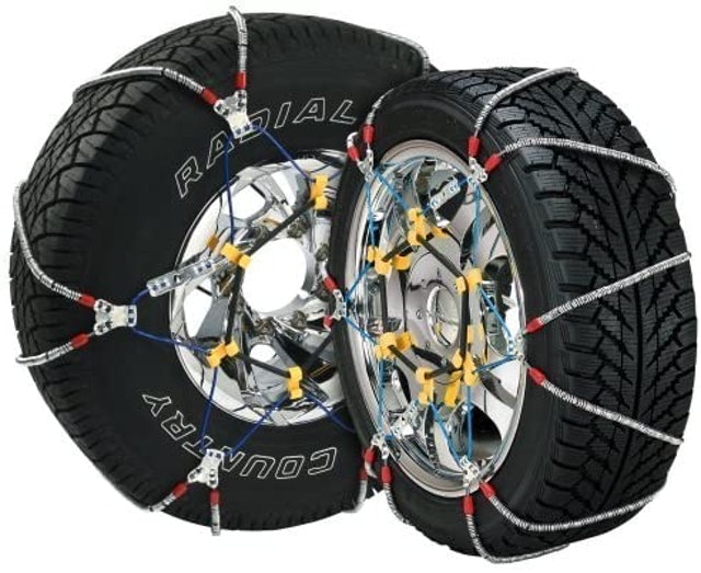 10 Best Tire Chains for Snow in 2022 (KÖNIG, Glacier, and More) 2