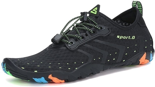10 Best Water Shoes for the Beach in 2022 (Teva, Keen, and More) 2