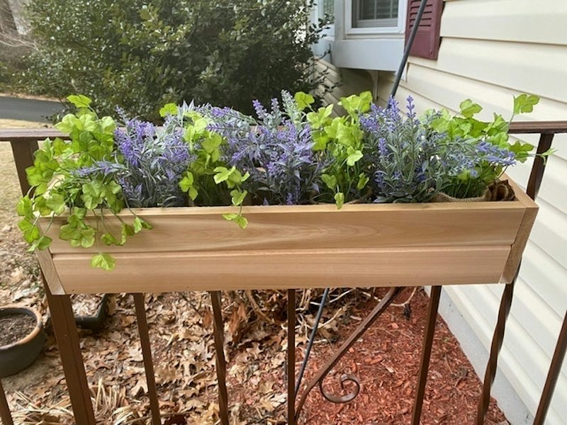 Cedar Railing Planter Box 1