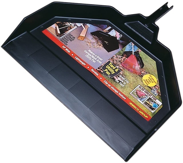 Enormous Yard & Garage Dust Pan 1