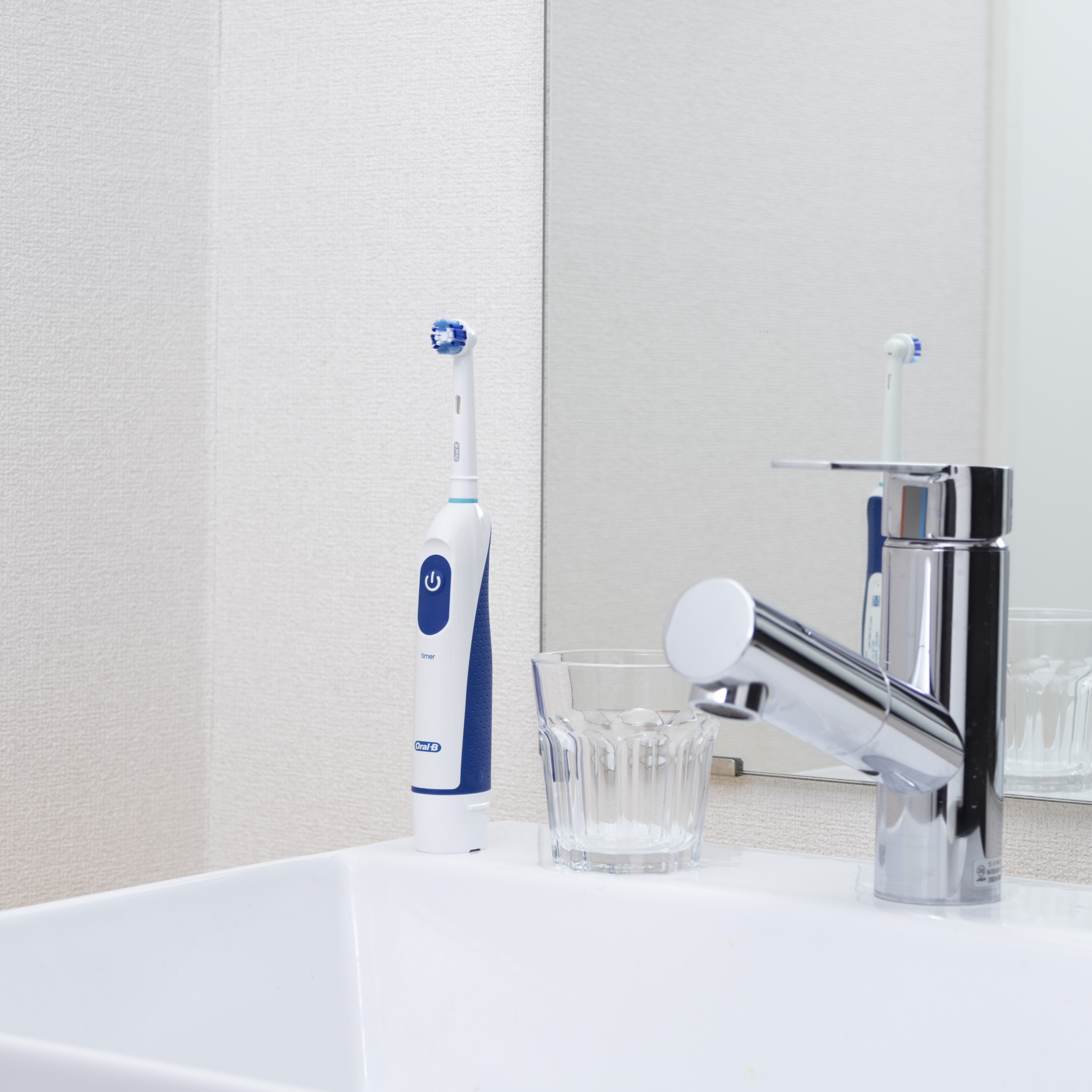 Clinical Battery Powered Toothbrush 7