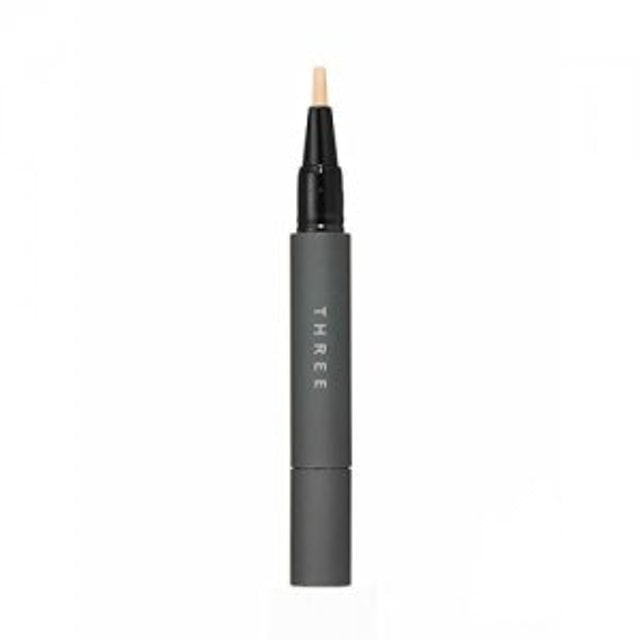 Advanced Smoothing Concealer 1