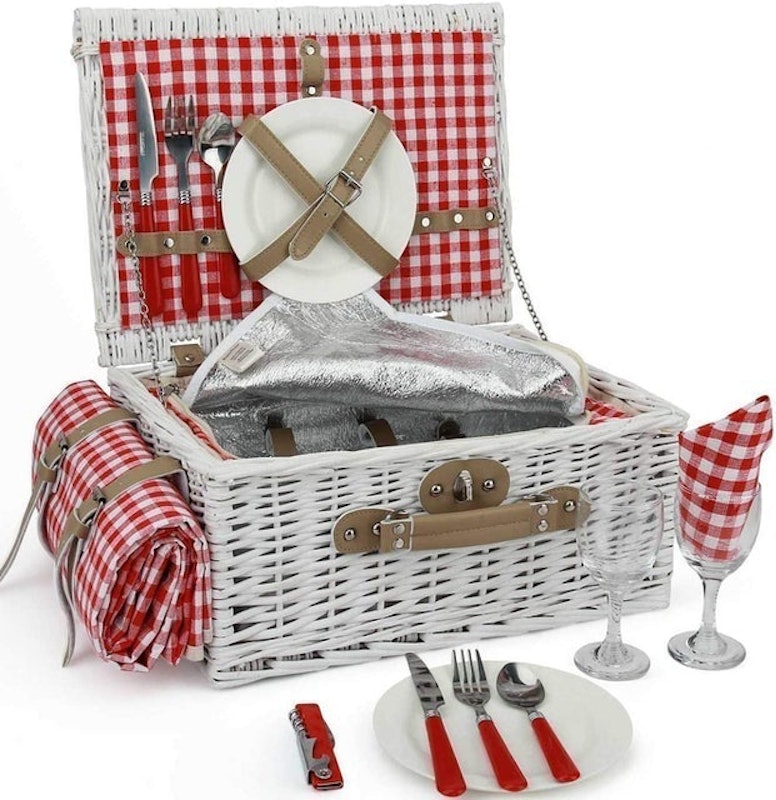 White Wicker Picnic Basket 1