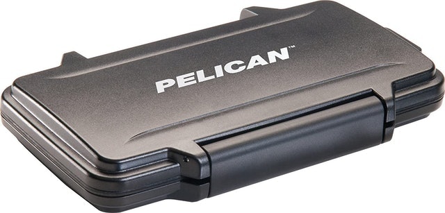 10 Best SD Card Holders in 2022 (Pelican, Think Tank, and More) 3