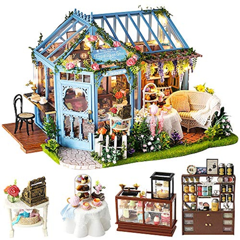 Miniature House with Furniture - English Tea Shop 1
