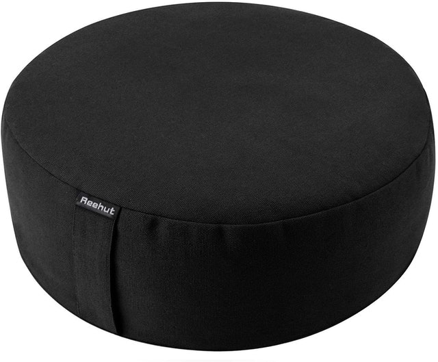Round Meditation Pillow Filled With Buckwheat 1