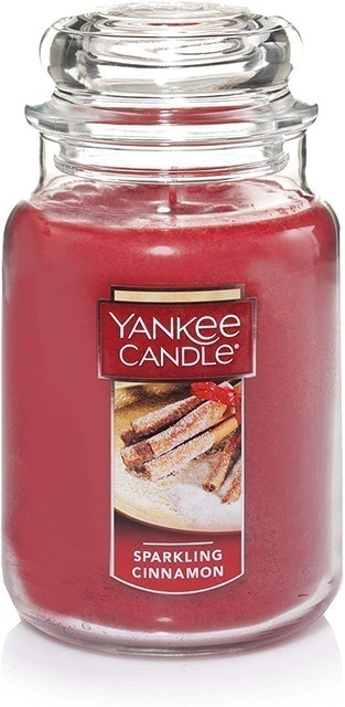 10 Best Holiday Candles in 2022 (Yankee Candle, Chesapeake Bay Candle, and More) 2