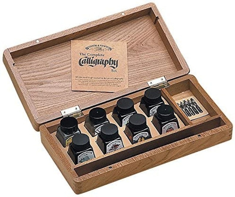 Calligraphy Set in Wooden Box 1