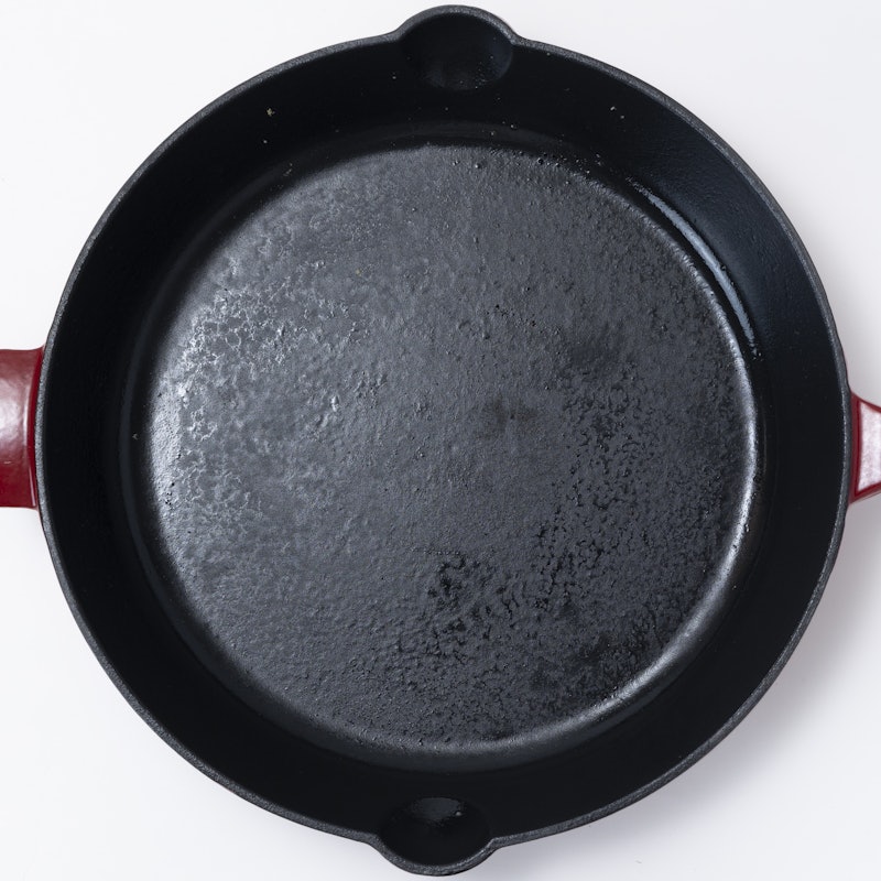 Chef's Classic Enameled Cast Iron 10" Skillet 9