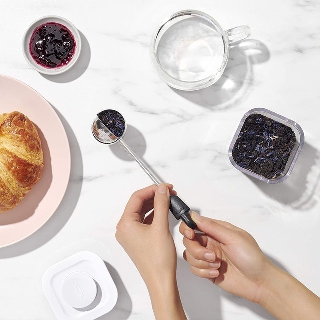 OXO Good Grips Twisting Tea Ball Infuser 2