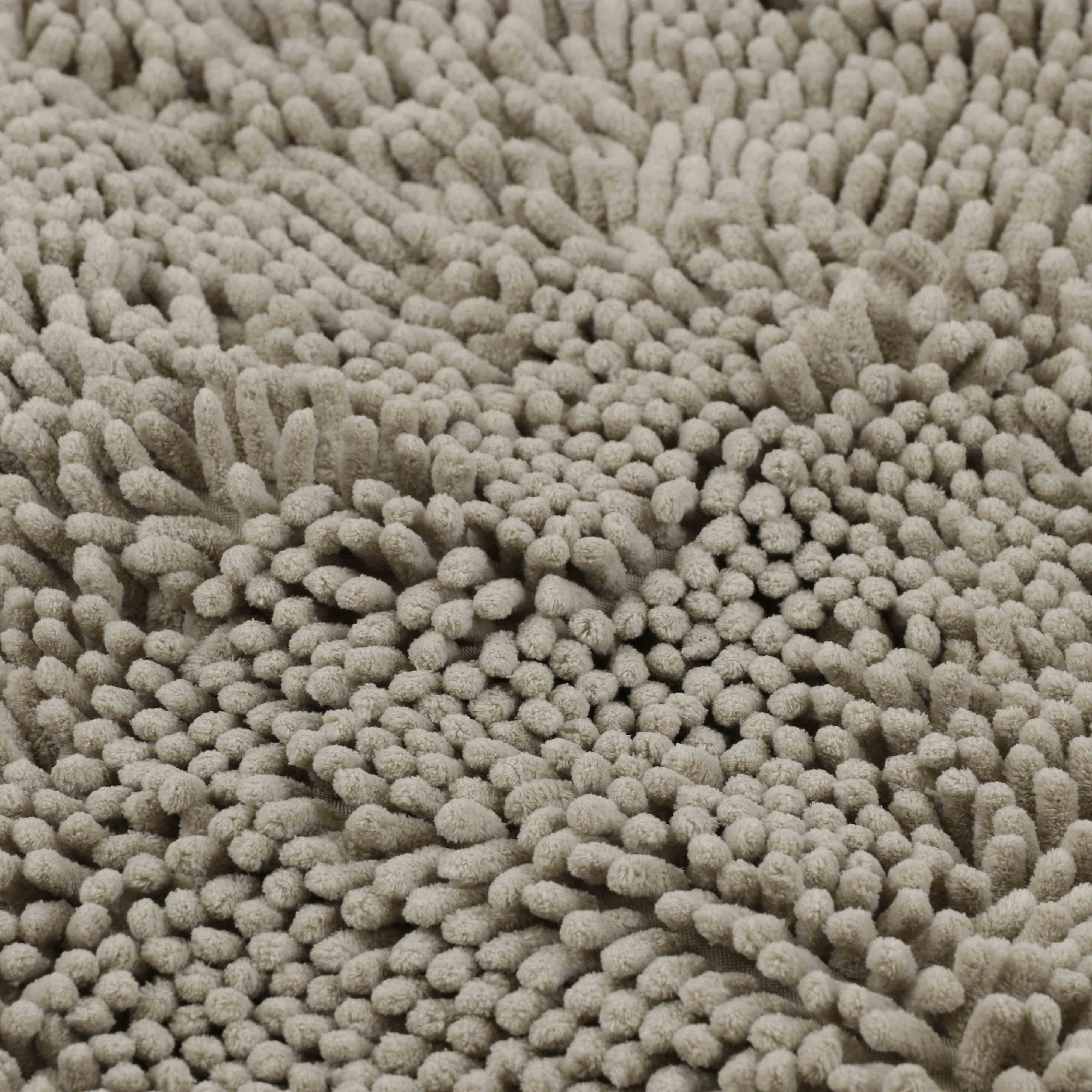 Bath Rug 2