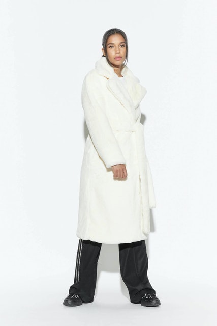 10 Best Women's Faux Fur Coats in 2022 (Anthropologie, Abercrombie & Fitch, and More) 1