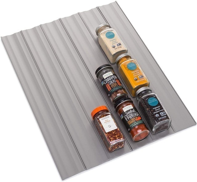 Spicy Shelf Deluxe 1