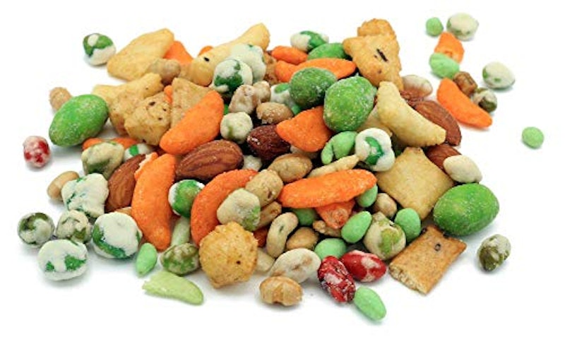 Wasabi Pea Mix and Crackers 1