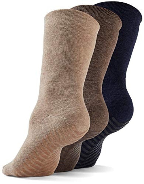 10 Best Non-Slip Socks in 2022 (Dr. Scholl's, Pembrook, and More) 2