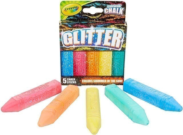 10 Best Sidewalk Chalk Sets in 2022 (Crayola, Creative Kids, and More) 5