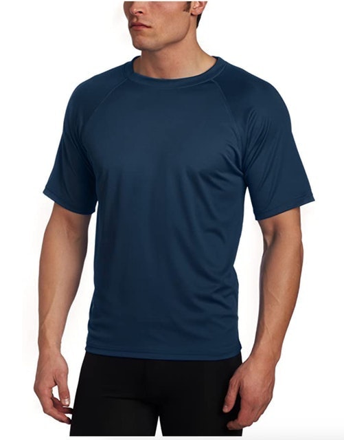 10 Best Rash Guards for Surfers in 2022 (Speedo, O'Neill, and More) 1
