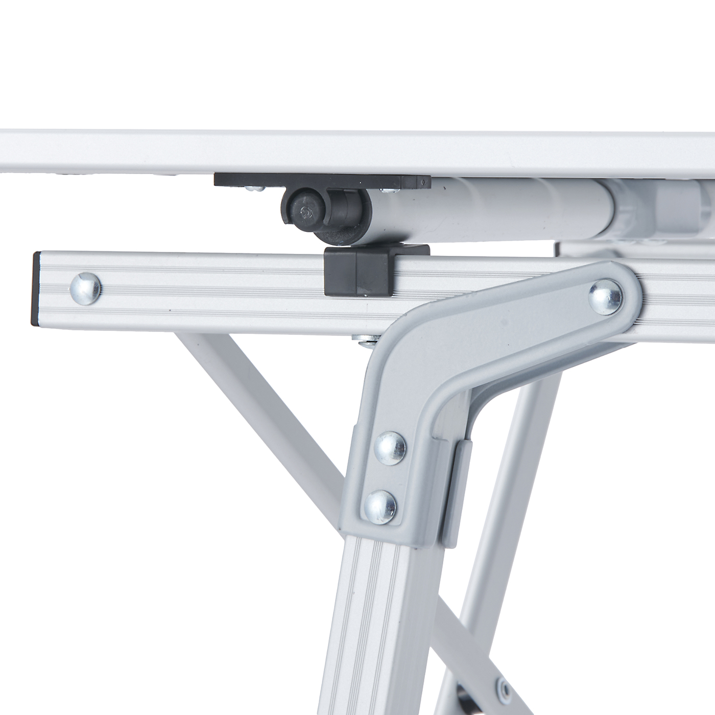 Wide-N-Compact Camp Table (Medium) 7