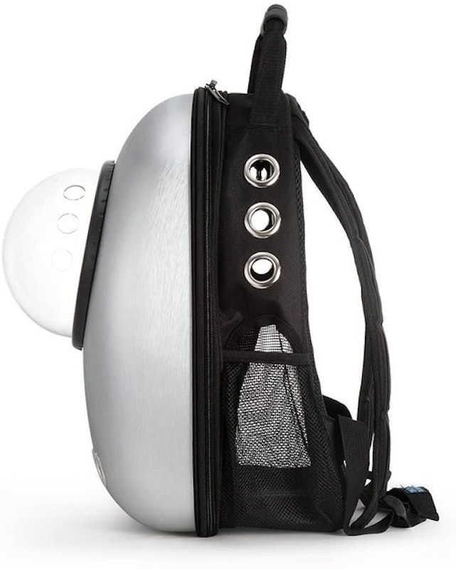 Innovative Traveler Bubble Backpack Pet Carrier 3