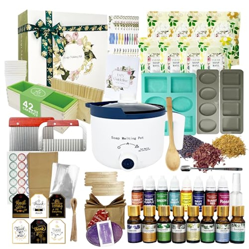 Deluxe Soap Making Kit 1