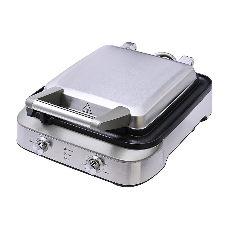 Smart 4-Slice Waffle Maker 1