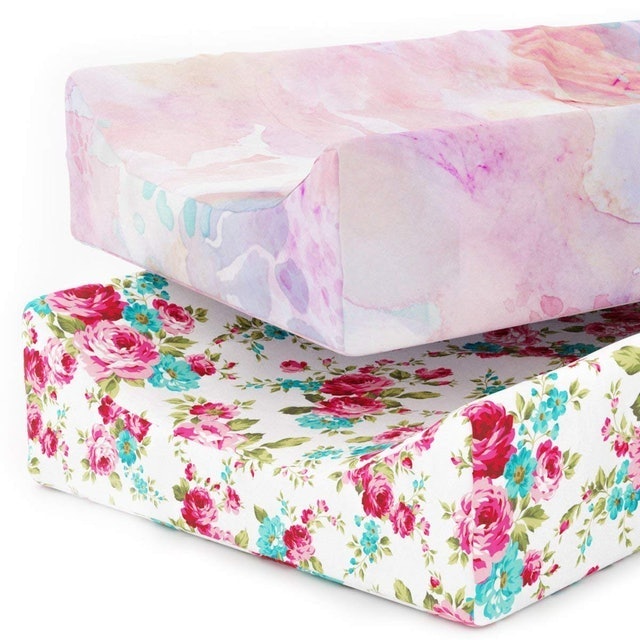 10 Best Changing Pad Covers in 2022 (Burt's Bees Baby, BlueSnail, and More) 4