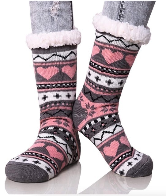 10 Best Women's Slipper Socks in 2022 (UGG, Isotoner, and More) 1