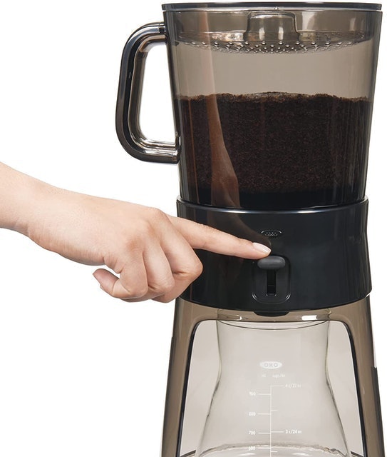 Compact Cold Brew Coffee Maker 2