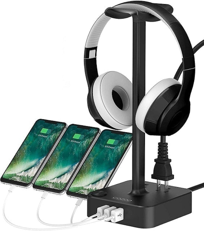 Headphone Stand With USB Charger 1