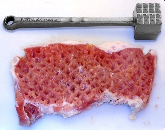 Double-Sided Meat Tenderizer 3
