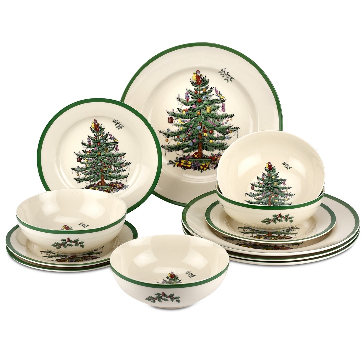 10 Best Christmas Dinnerware Sets in 2022 (Lenox, Spode, and More) 1