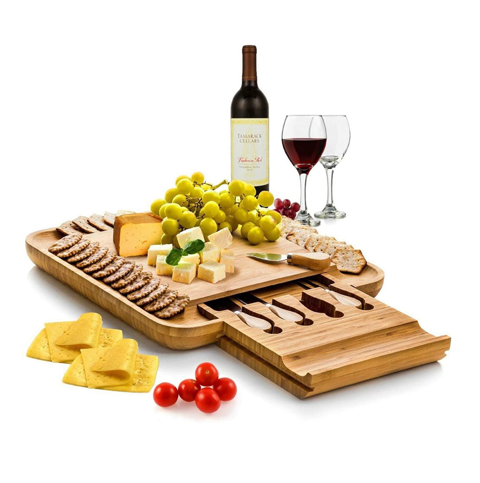 10 Best Anniversary Gifts for Parents in 2022 (Willow Tree, Bambüsi, and More) 2