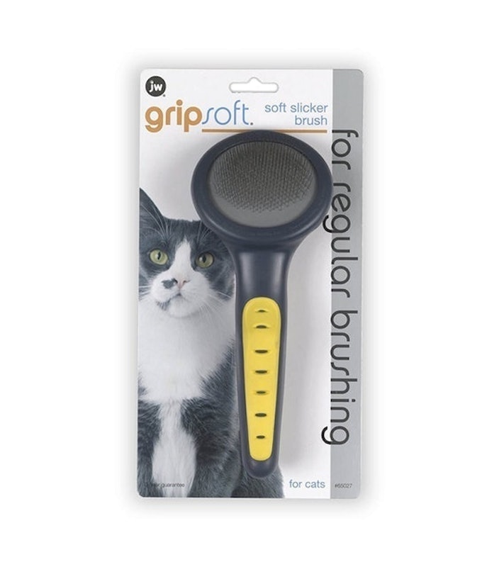 JW Pet Company GripSoft Cat Slicker Brush 1