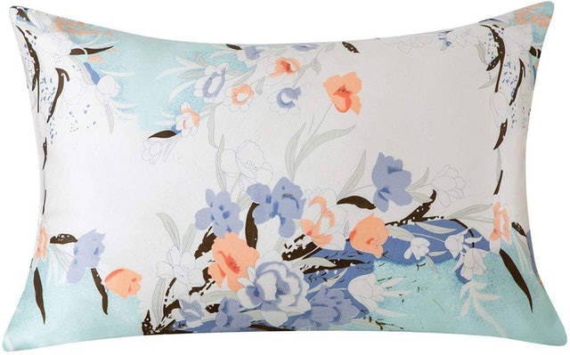 Silk Pillowcase 1