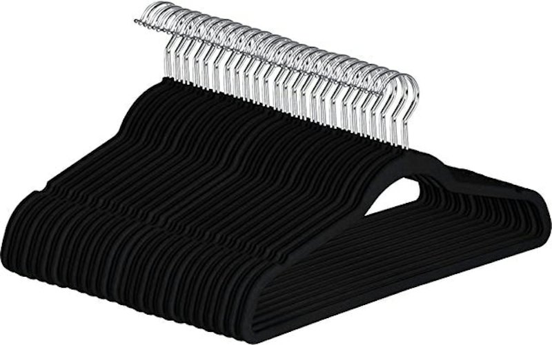 Non Slip Velvet Hangers 1