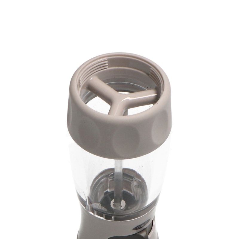 Good Grips Mess-Free Pepper Grinder 3