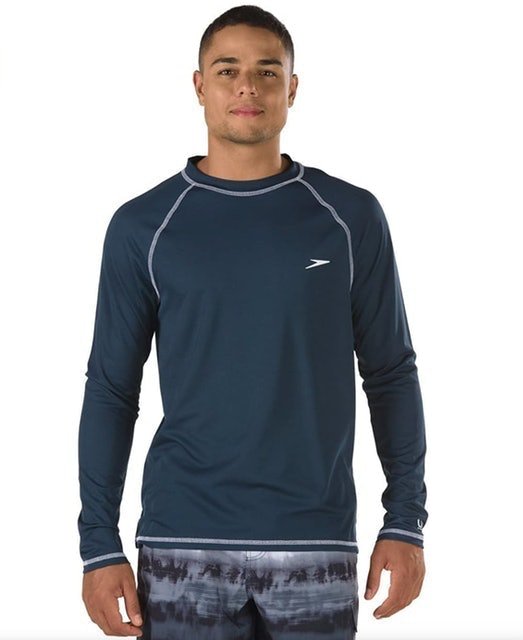 10 Best Rash Guards for Surfers in 2022 (Speedo, O'Neill, and More) 5