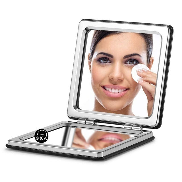 10 Best Compact Mirrors in 2022 (Markha, Magicfly, and More) 2