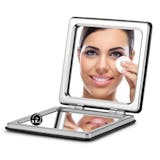 10 Best Compact Mirrors in 2022 (Markha, Magicfly, and More) 2