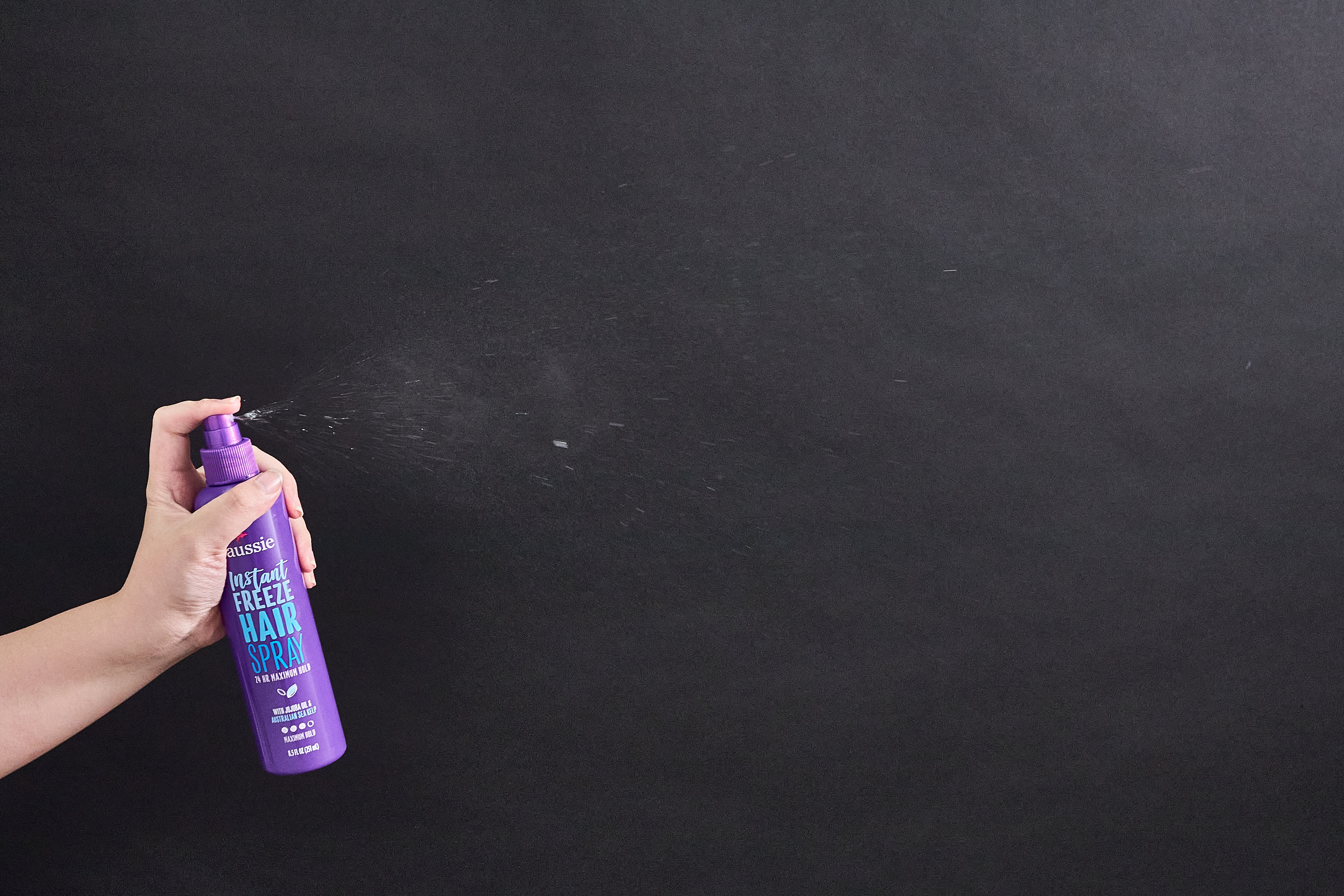 Aussie　Instant Freeze Hairspray 3