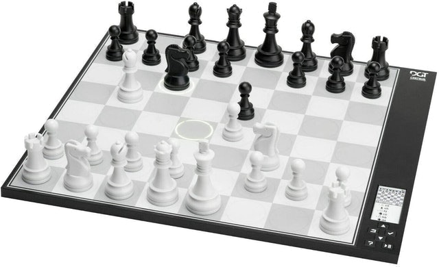 New Revolutionary Chess Computer 1