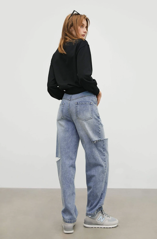 Women's High-Rise Distressed Mom Jeans 2