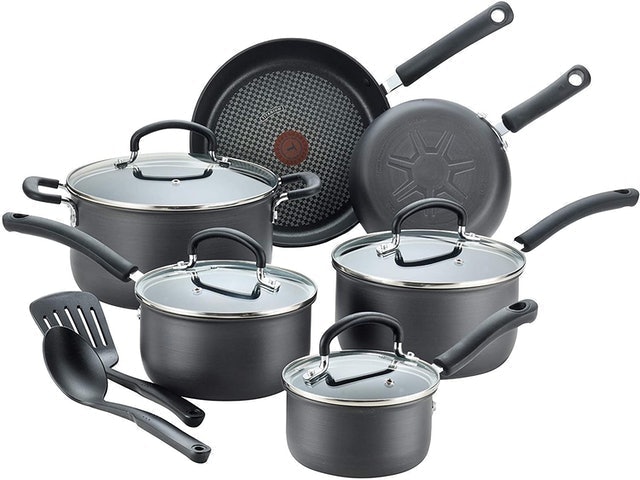 10 Best Nonstick Cookware Sets in 2022 (Chef-Reviewed) 1