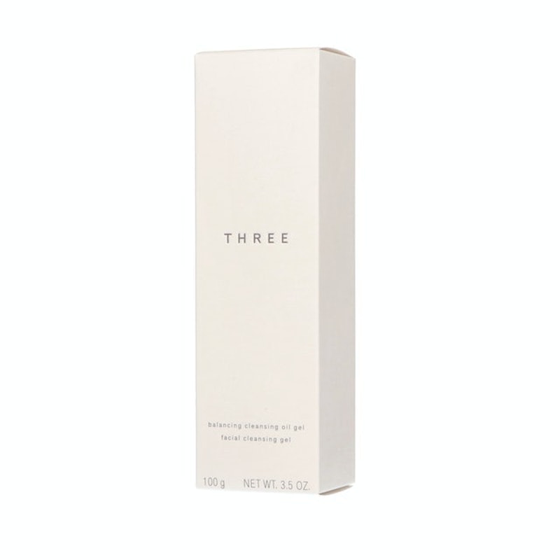 THREE Balancing Cleansing Oil Gel 2