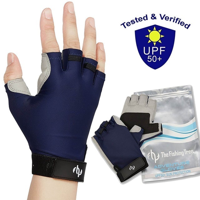 10 Best Fishing Gloves in 2022 (Berkley Gloves, Glacier Glove, and More) 1