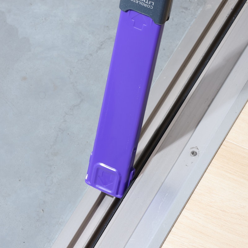 dustbuster AdvancedClean Pet Cordless Hand Vacuum 13