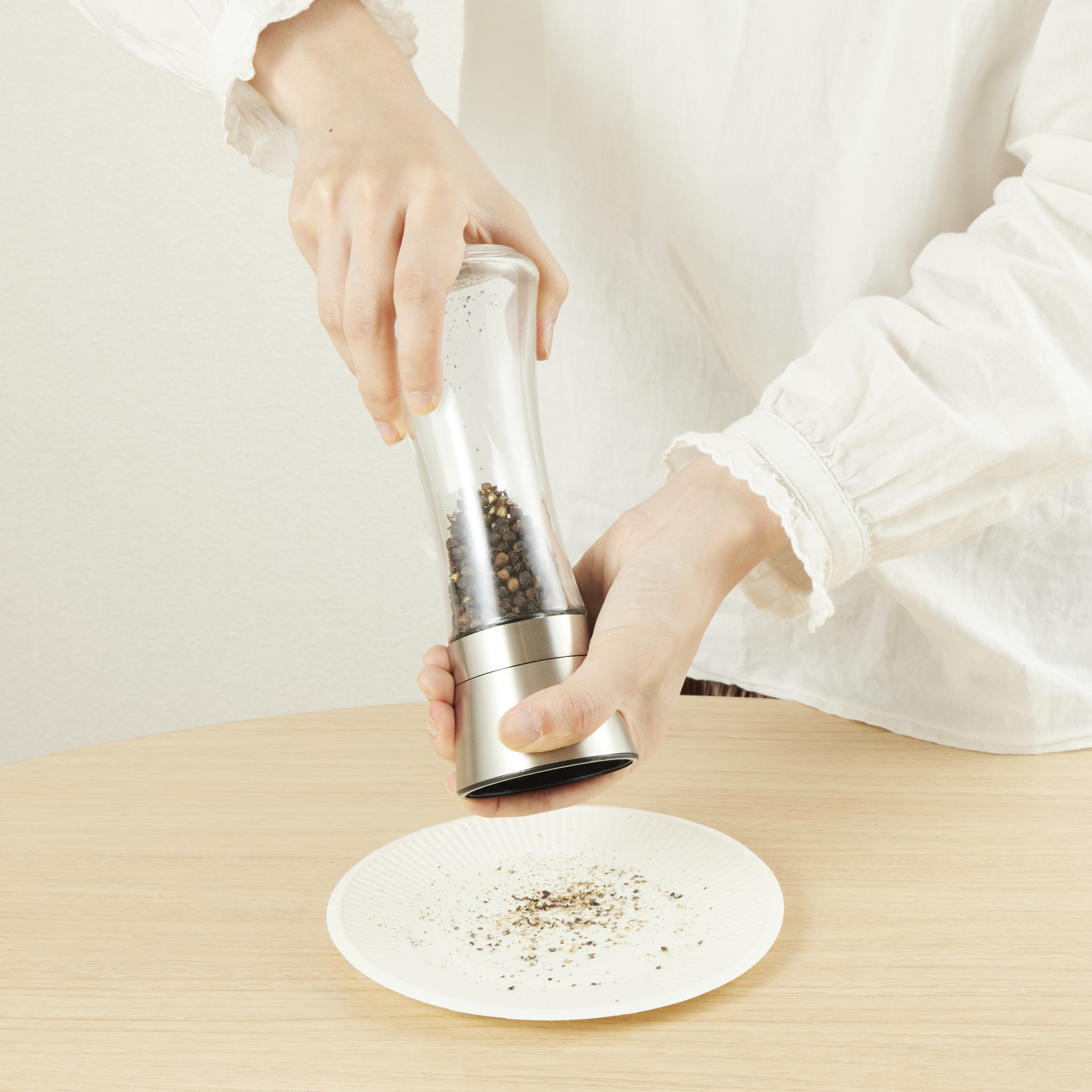 Salt and Pepper Grinder Set 7